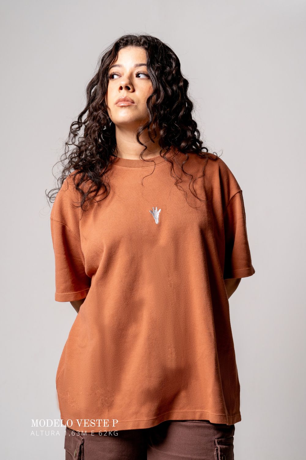 Camiseta Oversized Prime Marrom