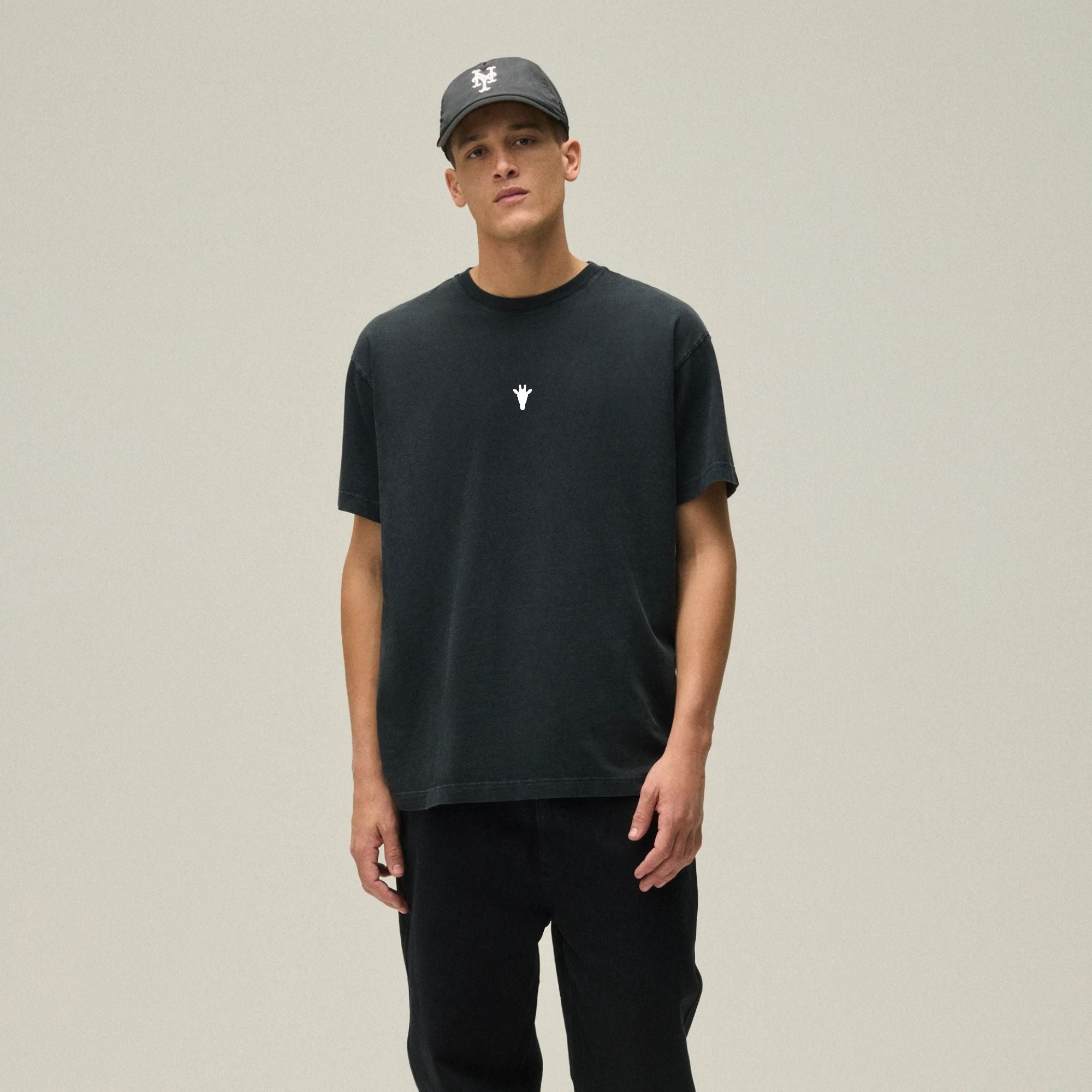 Camiseta Regular Neck Preto